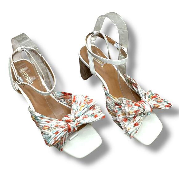 Kensie NWOT Lulus Kadence White Multi Floral Satin Ankle Strap High Heel Sandals - Picture 4 of 13